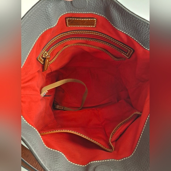 Dooney & Bourke Pebble Grain Leather Thea Hobo Bag Great Condition - Picture 8 of 8